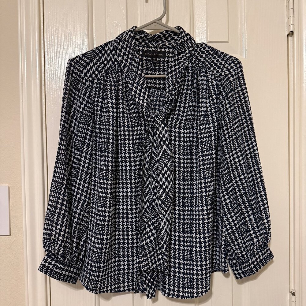 Banana Republic Work Blouse with Tie Scarf Neck